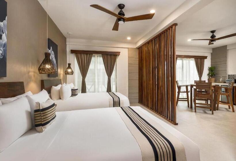 جناح سوبيريور, Ciye