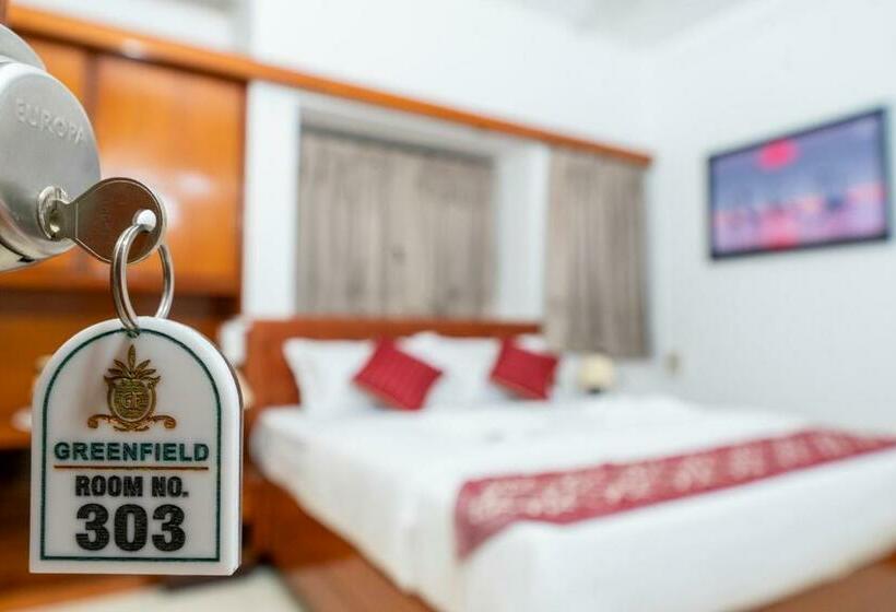 חדר דלוקס, Green Field