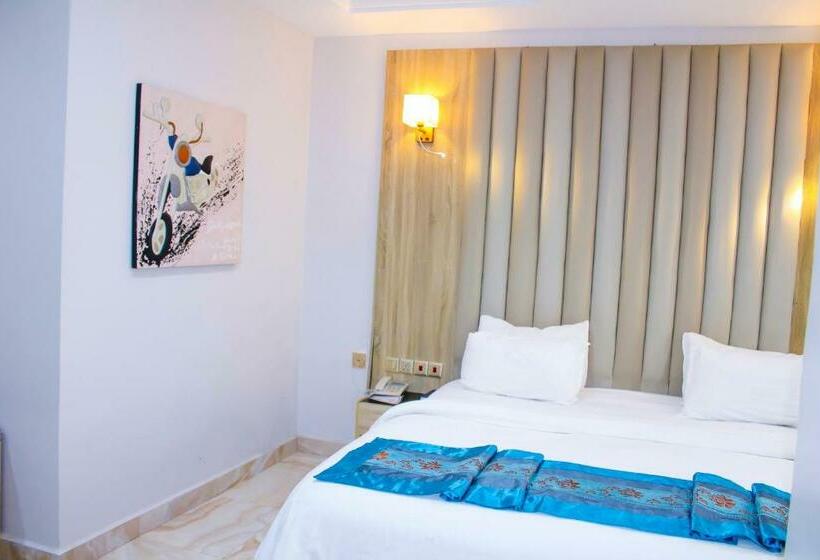 اتاق استاندارد یک نفره, Hilton Leisure Resort