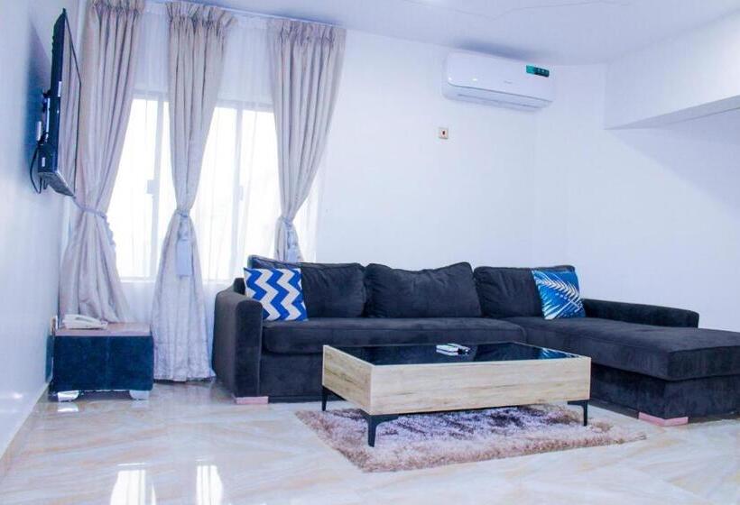 سوییت اجرایی, Hilton Leisure Resort