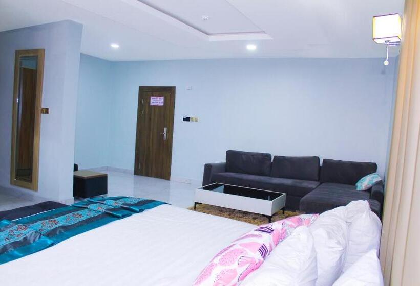 سوئیت با تخت بزرگ, Hilton Leisure Resort