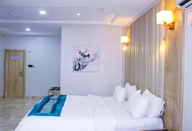 اتاق استاندارد یک نفره, Hilton Leisure Resort