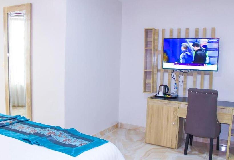 اتاق استاندارد یک نفره, Hilton Leisure Resort