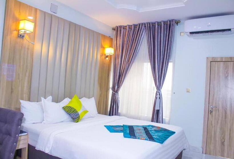 اتاق استاندارد یک نفره, Hilton Leisure Resort