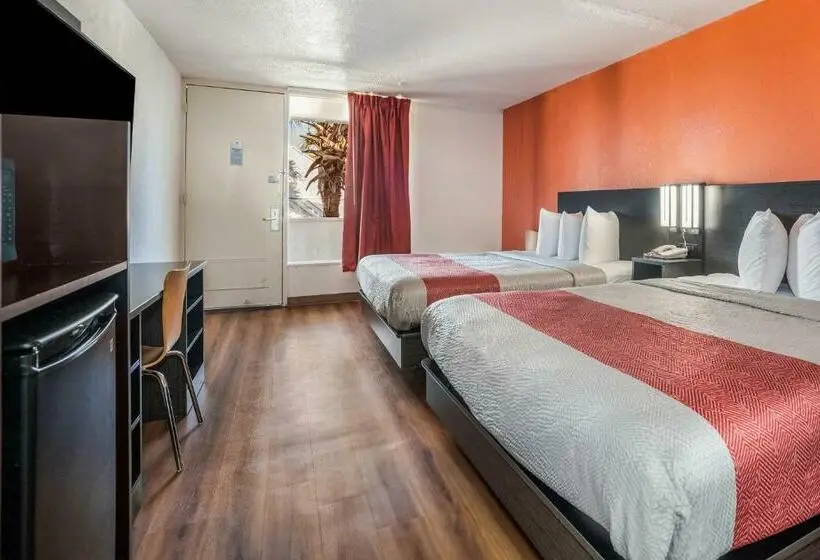 اتاق استاندارد برای معلولان, Studio 6 Florence, Sc
