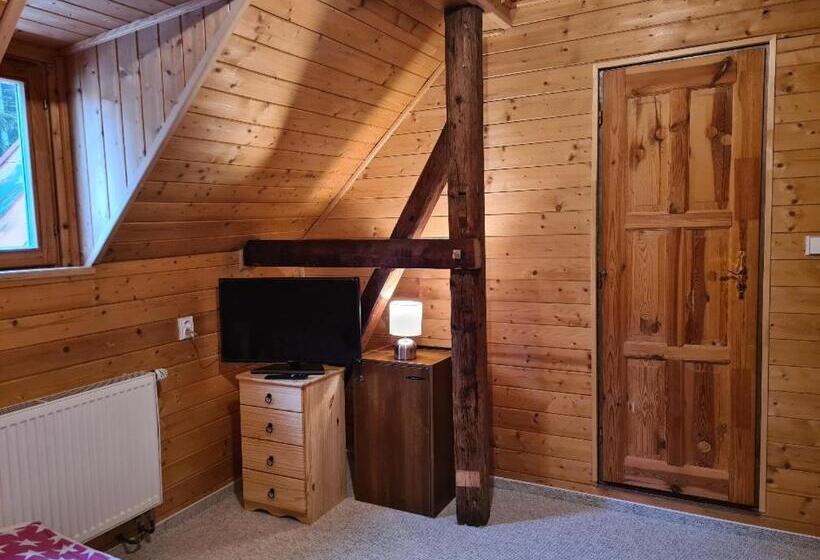 اتاق استاندارد سه نفره, Horský Penzion U Splavu