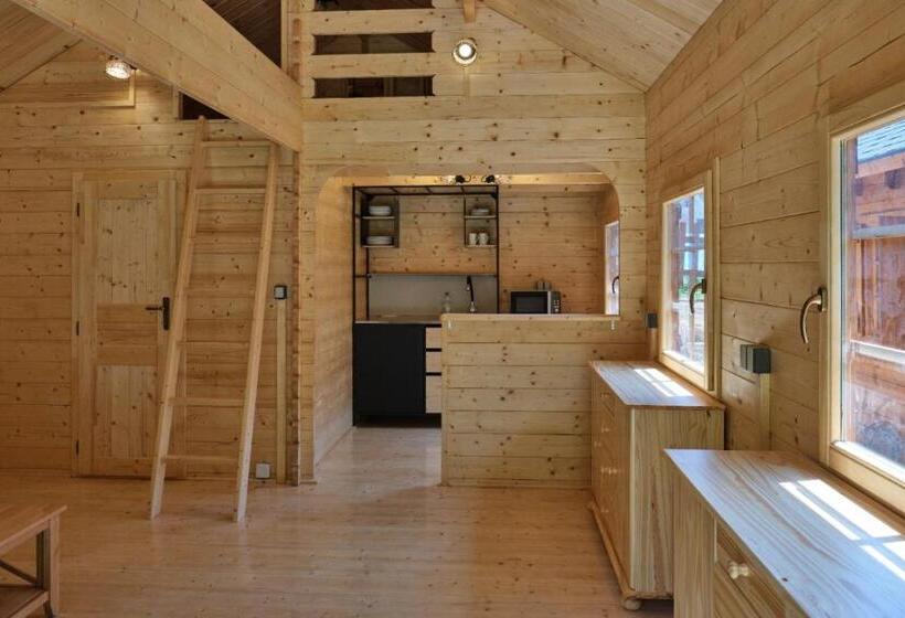 کلبه ییلاقی, Horský Penzion U Splavu