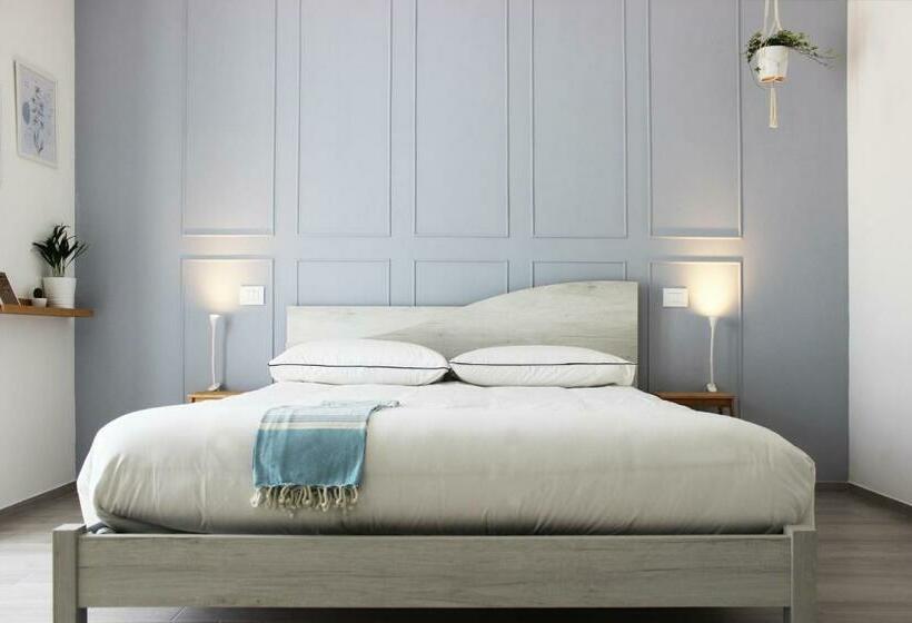 غرفة قياسية سرير كينج لذوى الإحتياجات الخاصة, Regenzio