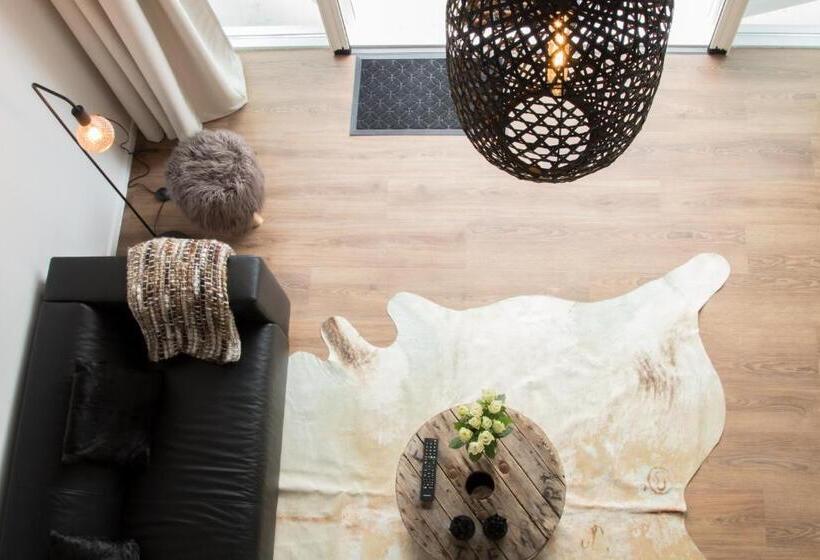 חדר דחוקס עם מיטת קינג, Bnb Purmerland