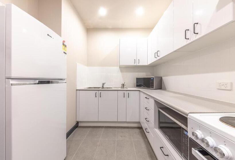 اتاق استاندارد, Lakemba