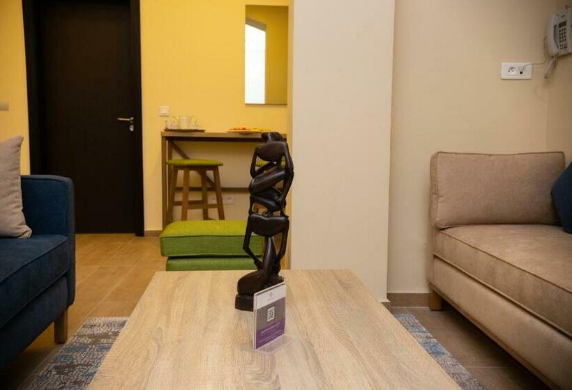 ２ベッドスイートルーム, Silver Moon