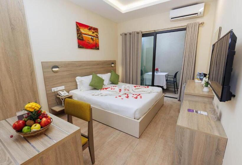 スタンダードルーム, Silver Moon