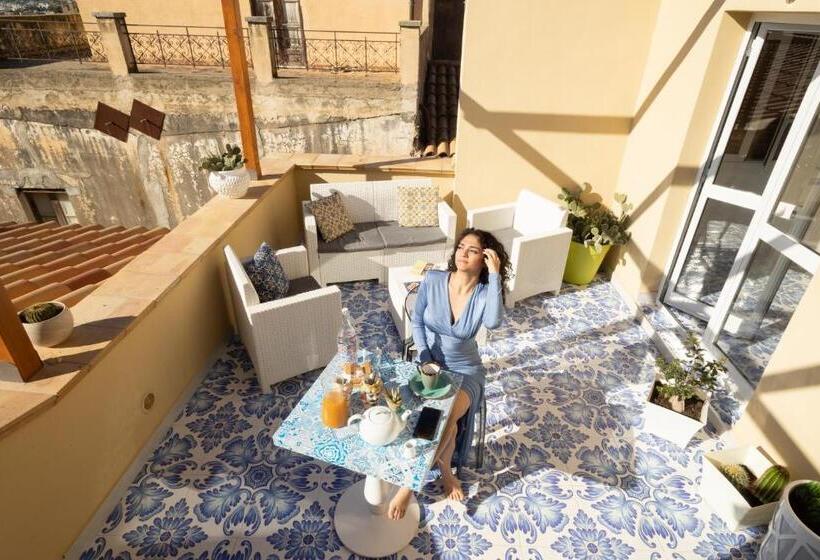 Трехместный Президентский, Kèramos Luxury Rooms