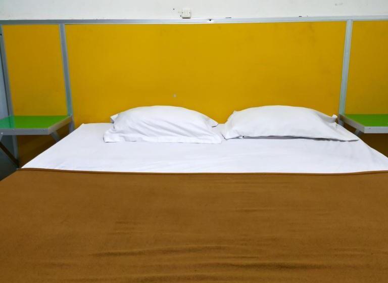 디럭스 룸, Nirwana Ternate Redpartner