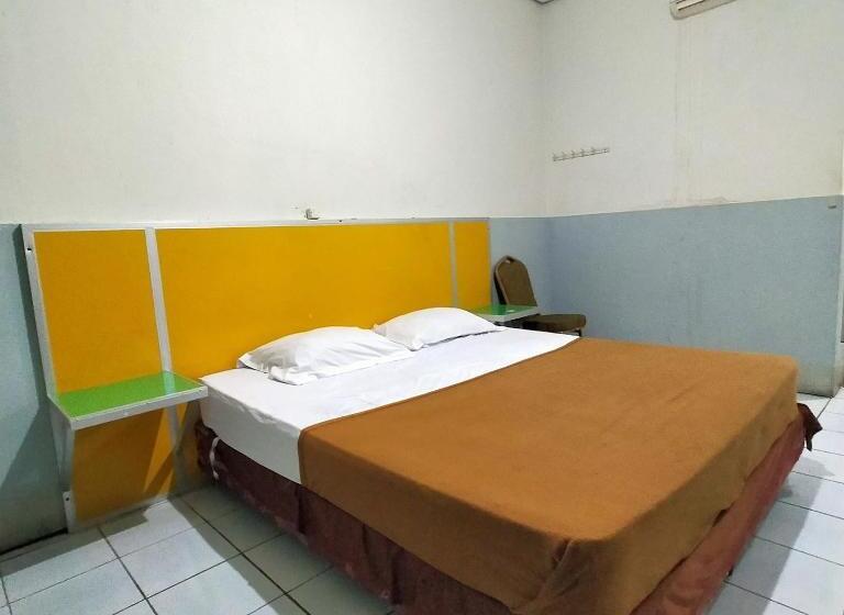 디럭스 룸, Nirwana Ternate Redpartner