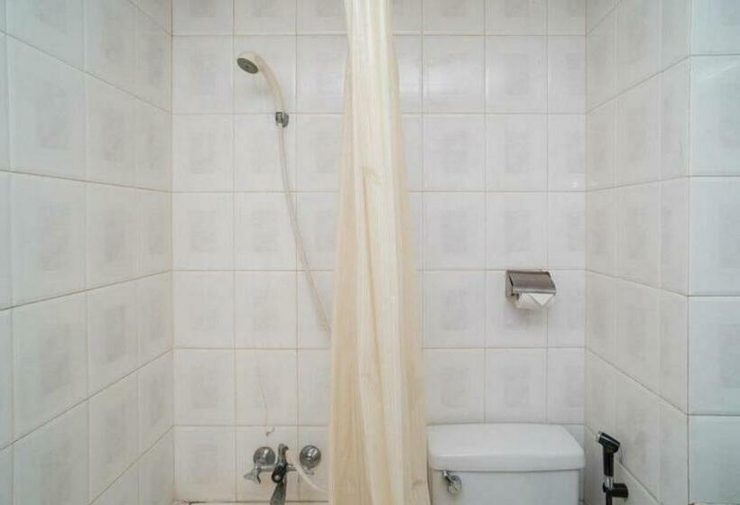 スタンダードルーム, Reddoorz Plus Near Pasar Anyar Bogor