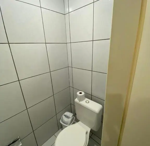 デラックストリプルルーム, Tropeiro Da Lapa