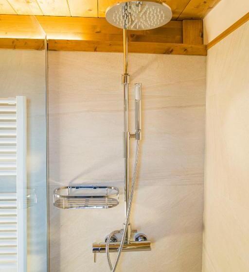 اتاق لوکس با بالکن, Relais Borgo Segine