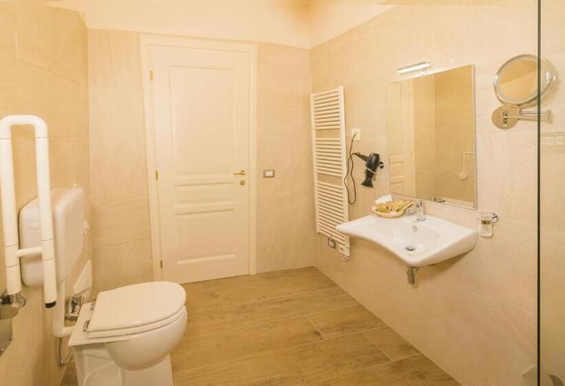 اتاق استاندارد با بالکن, Relais Borgo Segine