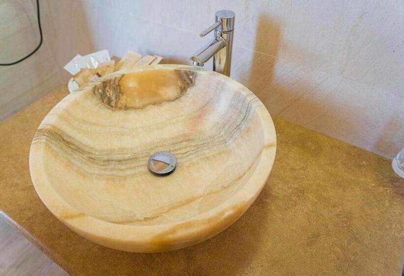 اتاق استاندارد با بالکن, Relais Borgo Segine