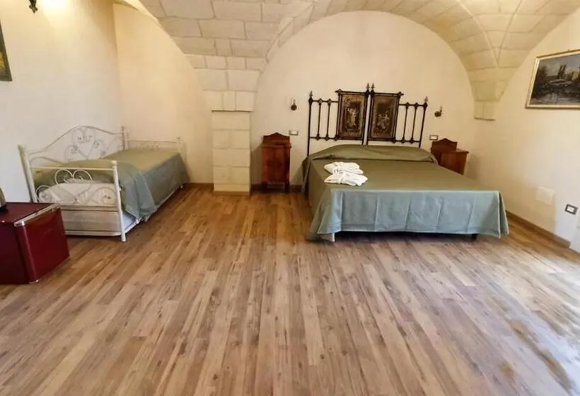 Perhesviitti, Relais Borgo Segine