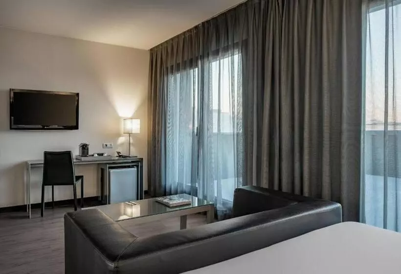 اتاق سوپریور با تخت بزرگ, Ac Hotel Atocha By Marriott