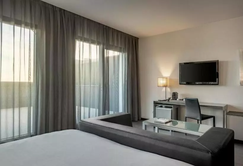 اتاق سوپریور با تخت بزرگ, Ac Hotel Atocha By Marriott
