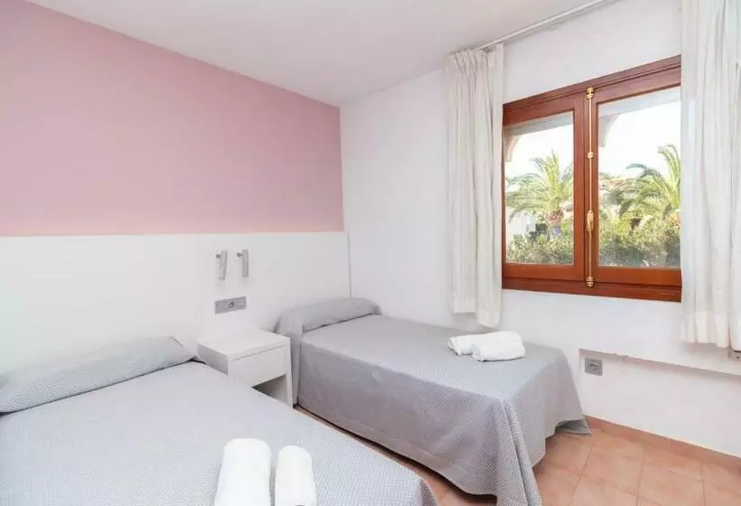بانگلوی استاندارد 2 خوابه, Aparto Residence Galetamar