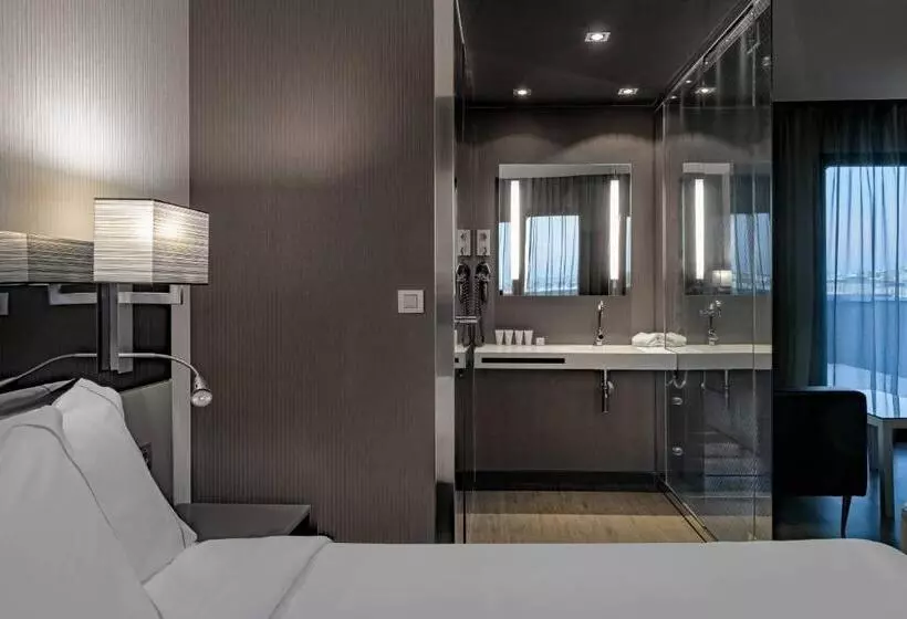 اتاق سوپریور با تخت بزرگ, Ac Hotel Atocha By Marriott
