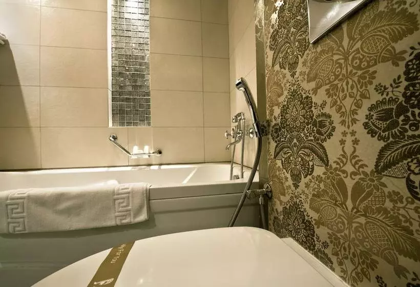 سوییت اجرایی, Continent Al Waha Hotel Riyad