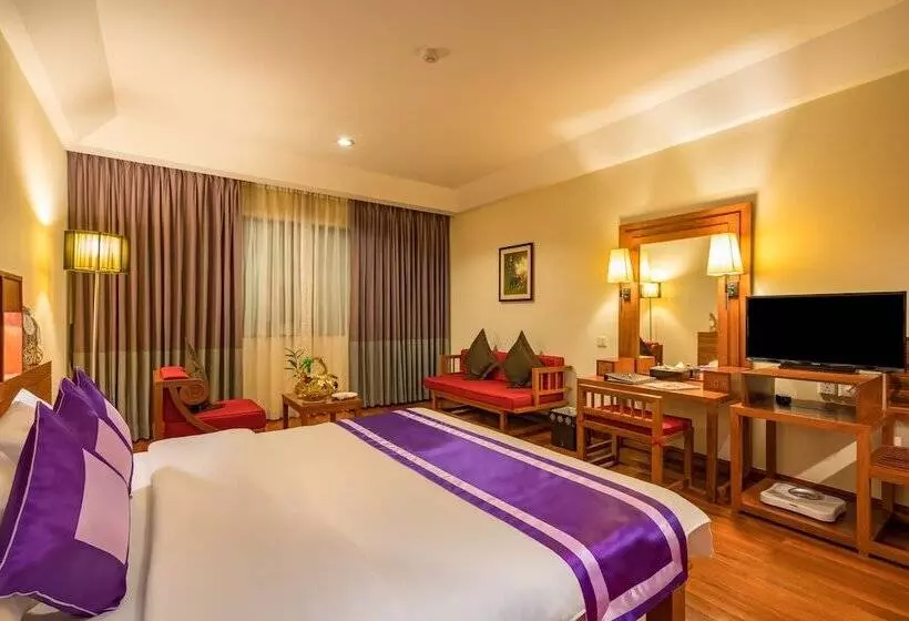 اتاق لوکس با چشم‌انداز شهر, Angkor Miracle Resort & Spa