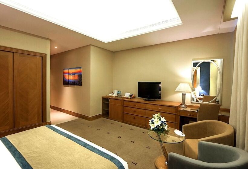 اتاق استاندارد, Social