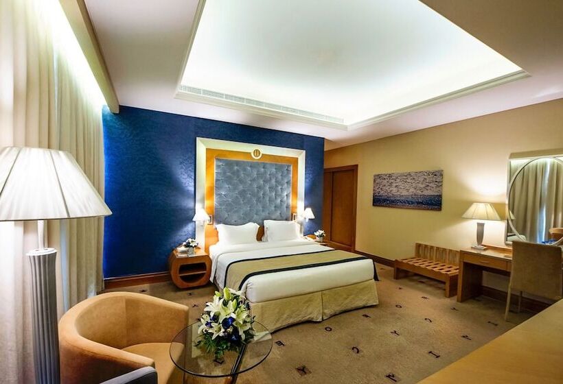 اتاق اجرایی, Social