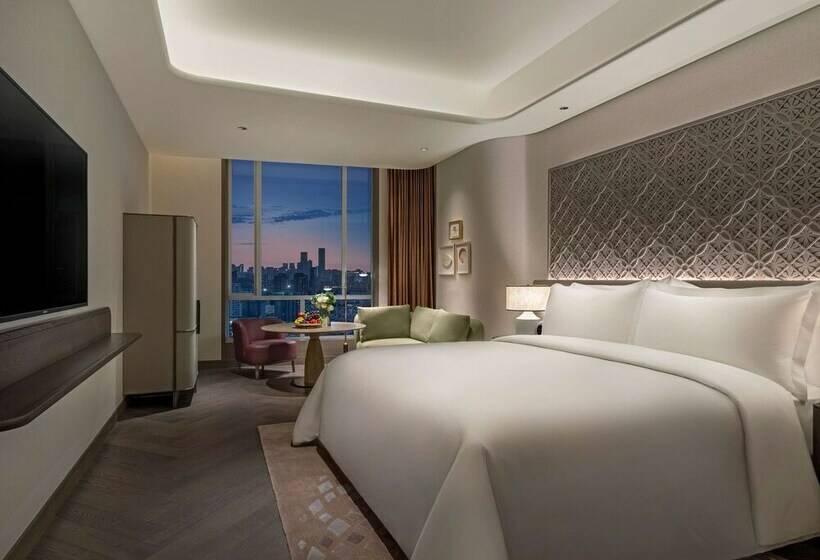 Номер Deluxe, Conrad Urumqi