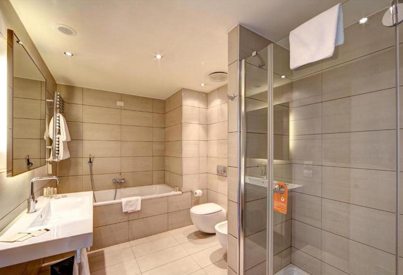 سوییت جونیور, Milan Suite