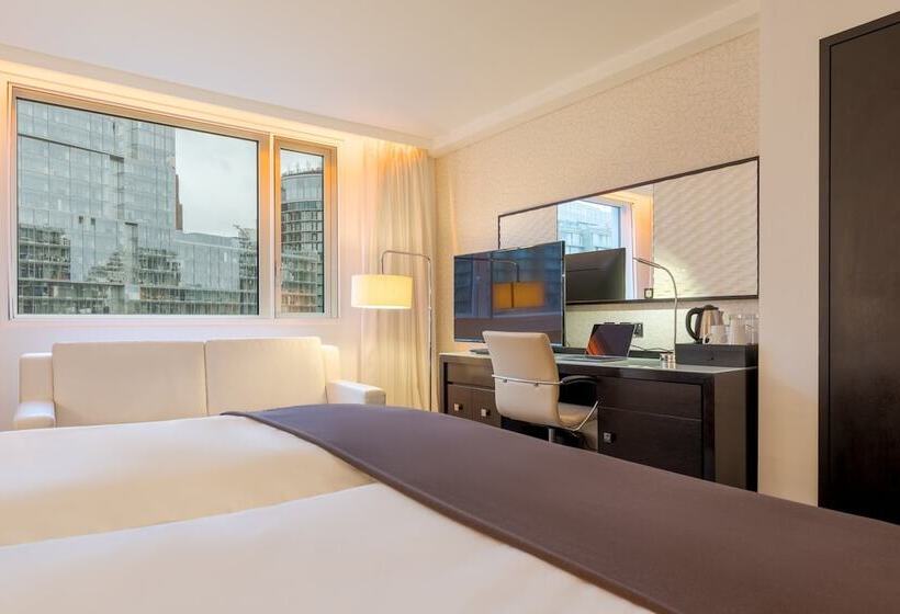 장애인을 위한 스탠다드 룸, Pestana Chelsea Bridge Hotel & Spa