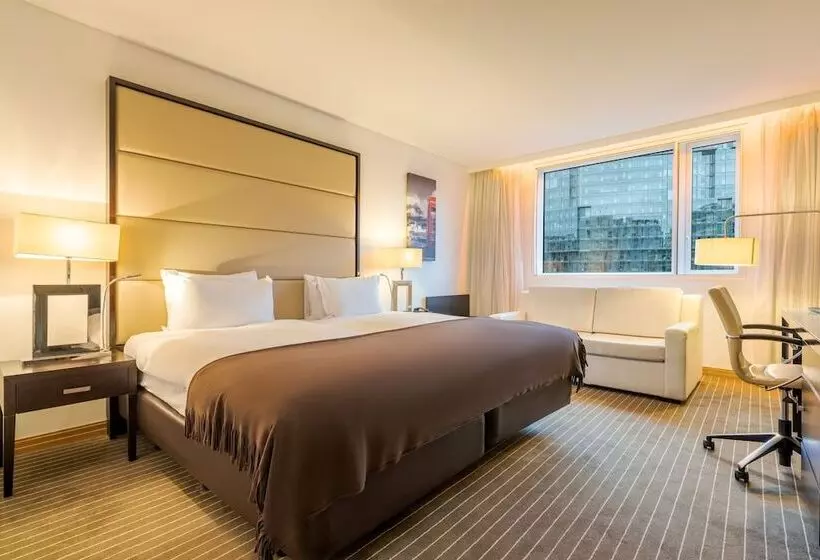 キングサイズベッドのデラックスルーム, Pestana Chelsea Bridge Hotel & Spa