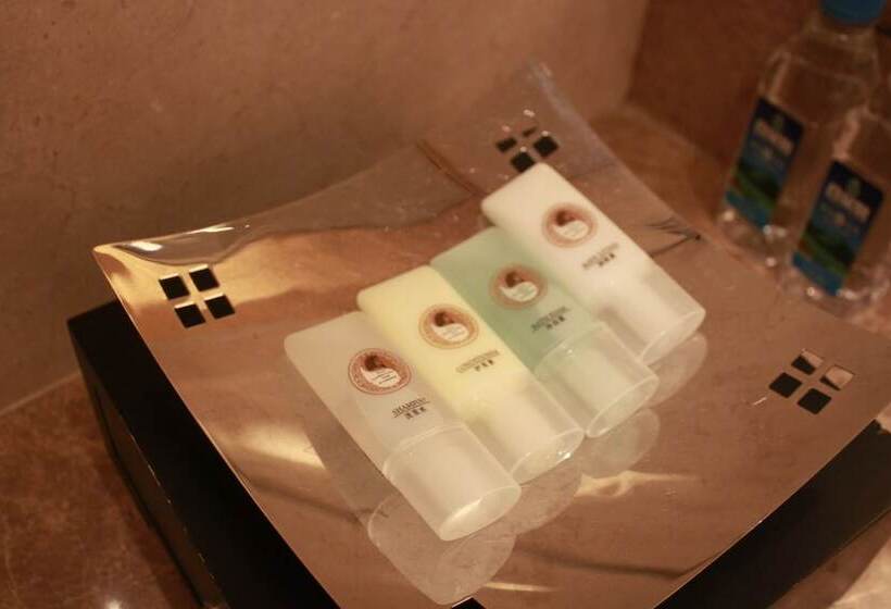 غرفة ديلوكس, Royal Mediterranean