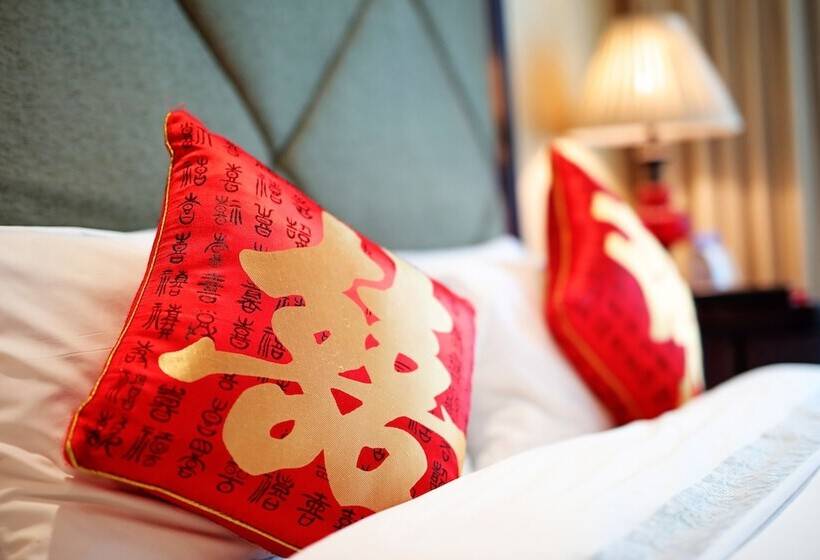 جناح ديلوكس, Royal Mediterranean