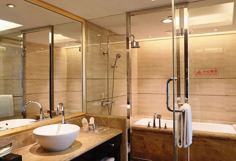 جناح ديلوكس, Royal Mediterranean