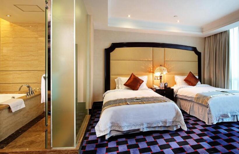 غرفة ديلوكس, Royal Mediterranean