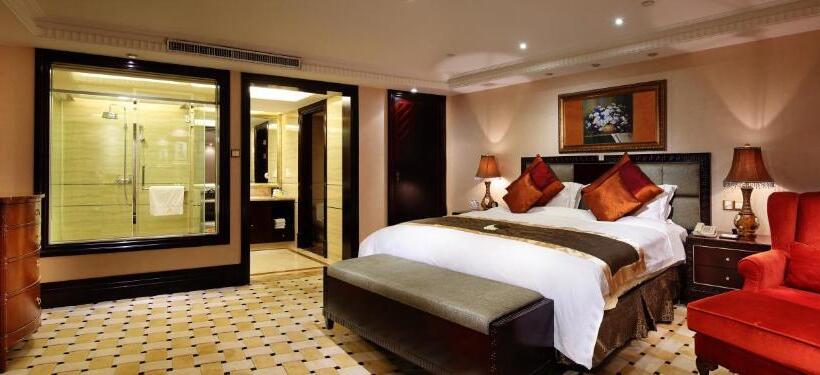 جناح إدارى, Royal Mediterranean