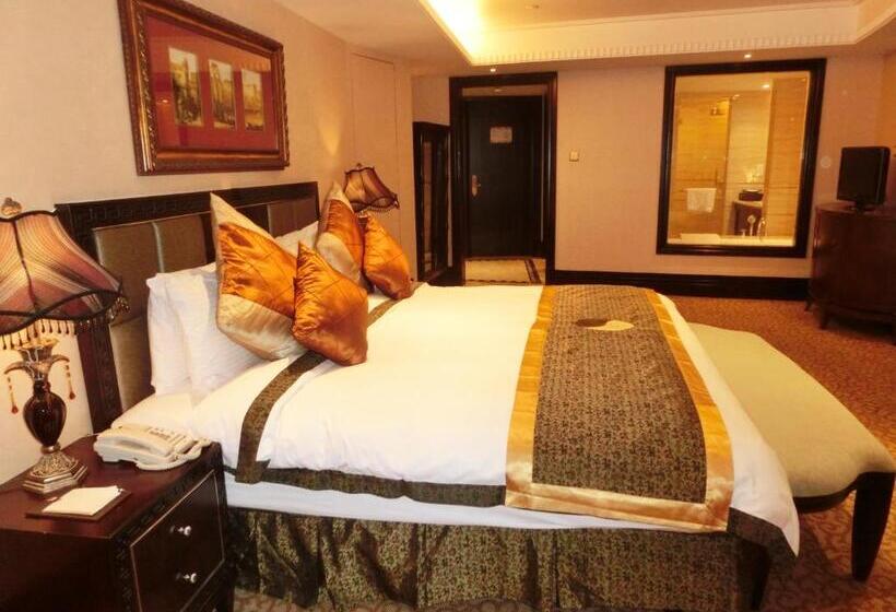 جناح إدارى, Royal Mediterranean