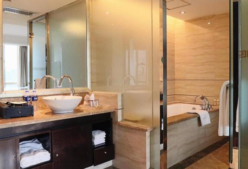 جناح ديلوكس, Royal Mediterranean