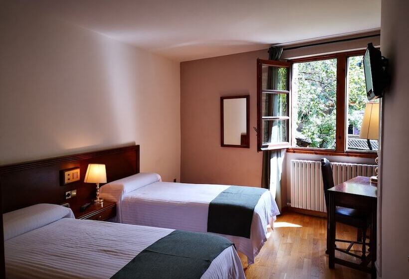 اتاق استاندارد, Santa Barbara De La Vall D Ordino