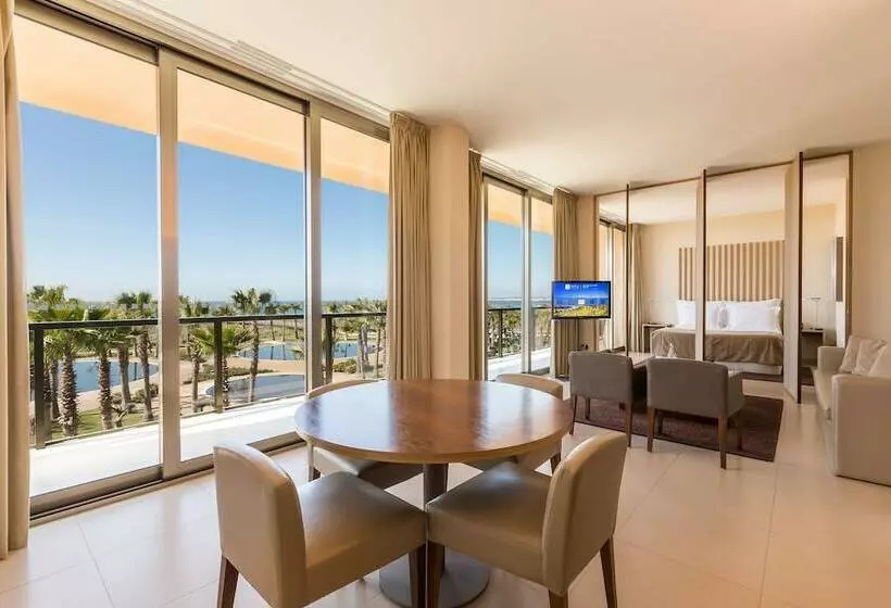 オーシャンビュージュニアスイート, The Westin Salgados Beach Resort, Algarve