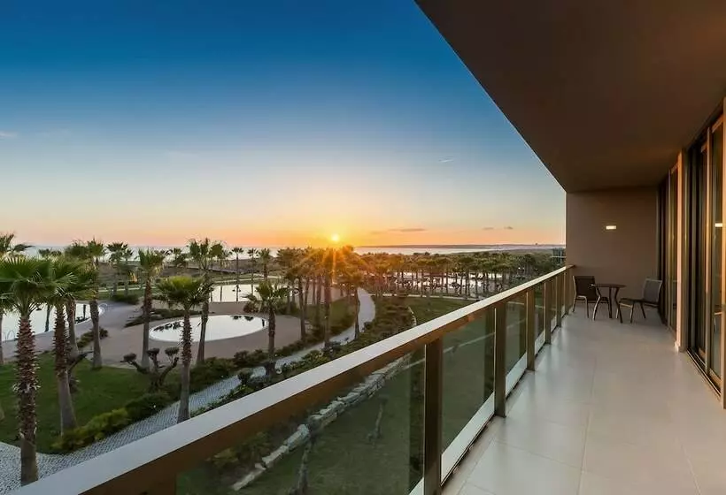 オーシャンビュージュニアスイート, The Westin Salgados Beach Resort, Algarve