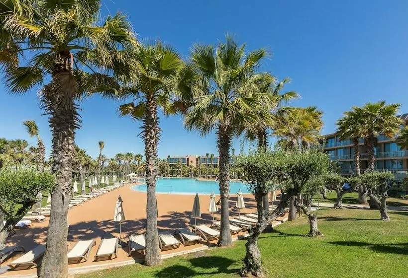 プールビュースタンダードルーム, The Westin Salgados Beach Resort, Algarve