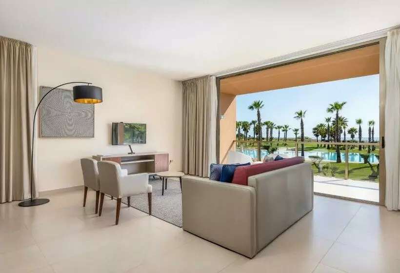 プールビュージュニアスイート, The Westin Salgados Beach Resort, Algarve