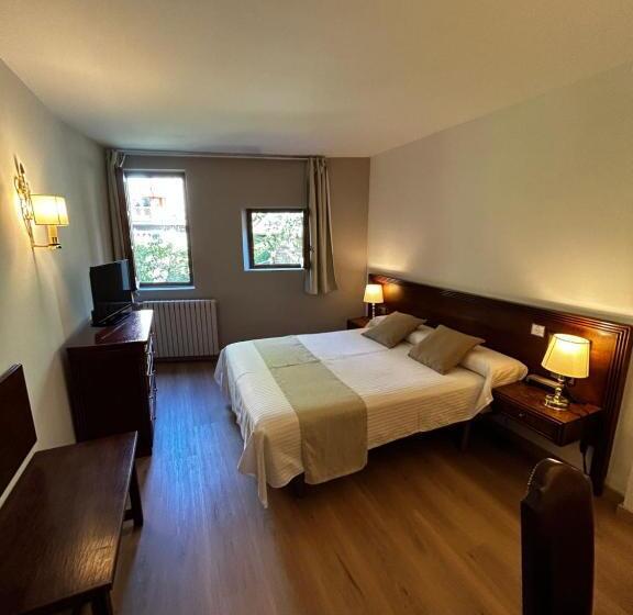 اتاق سوپریور, Santa Barbara De La Vall D Ordino